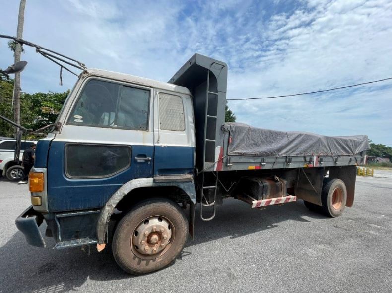 PGA rampas 38 tan tanah merah bernilai RM250,000 dibawa tanpa kelulusan