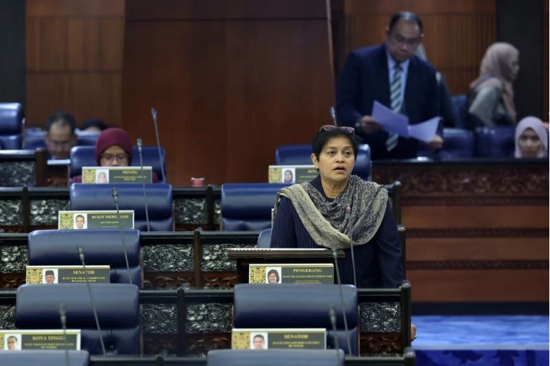 Ada negeri bantah untuk masukkan agensi, PBT di bawah Ombudsman Malaysia – Azalina