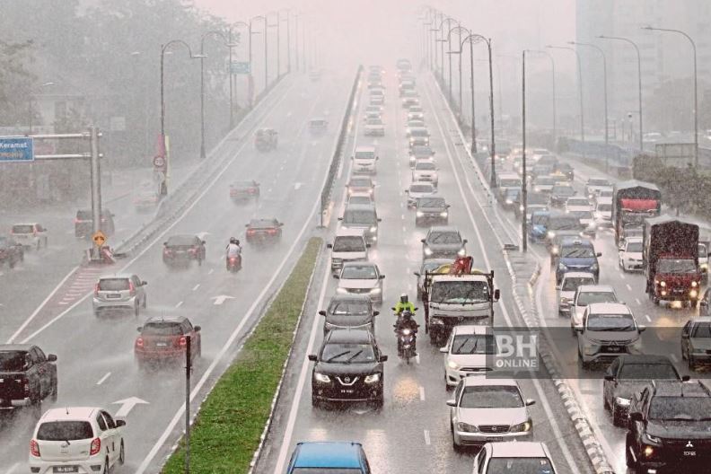 Sabah antara negeri diramal terus alami ribut, hujan lebat