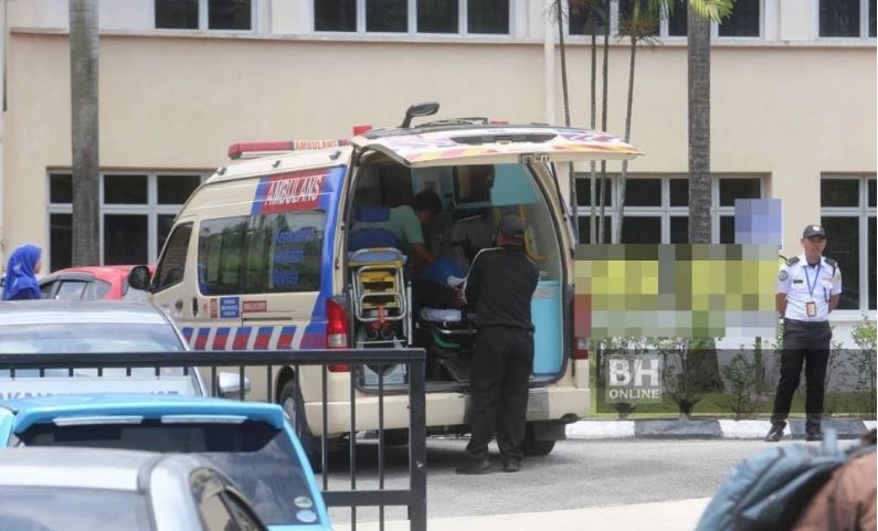 Tikam pelajar: Hati bapa suspek remuk, tak tahu bagaimana berdepan ibu bapa mangsa