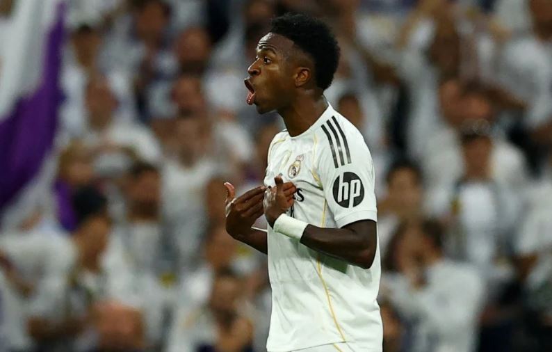 Vinicius serius pertimbang tinggalkan Real Madrid