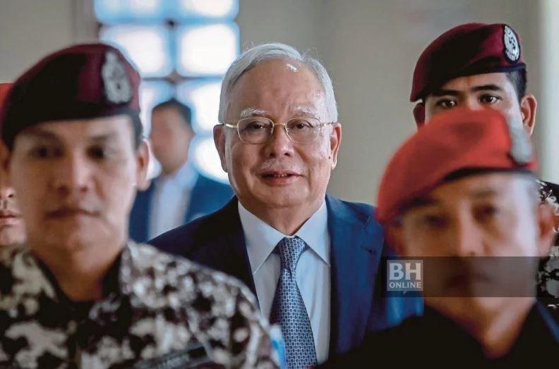 Gagal bayar cukai RM1.69 bilion, mahkamah tolak tangguh prosiding kebankrapan Najib dan anak