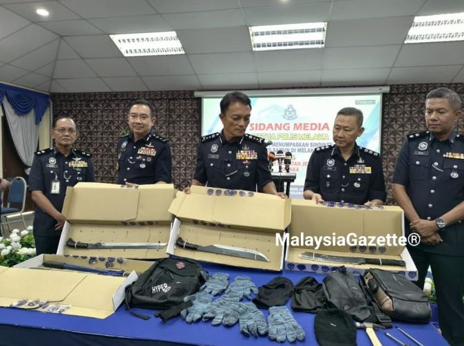 Tiga penyamun ditembak mati, tangan polis hampir putus ditetak