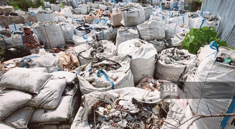 PGA tahan pemilik premis, e-waste lebih RM3.37 juta dirampas