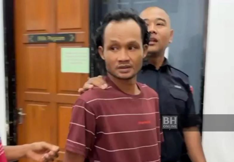 Pelajar maut leher terkena sabit hulu panjang: Warga Indonesia didakwa 2 pertuduhan