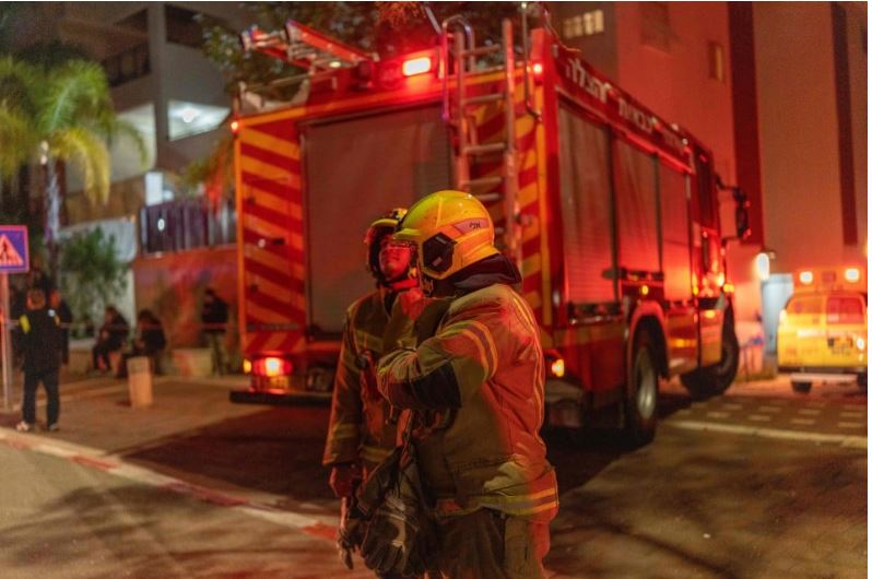 Iran lancar serangan peluru berpandu besar-besaran terhadap Tel Aviv