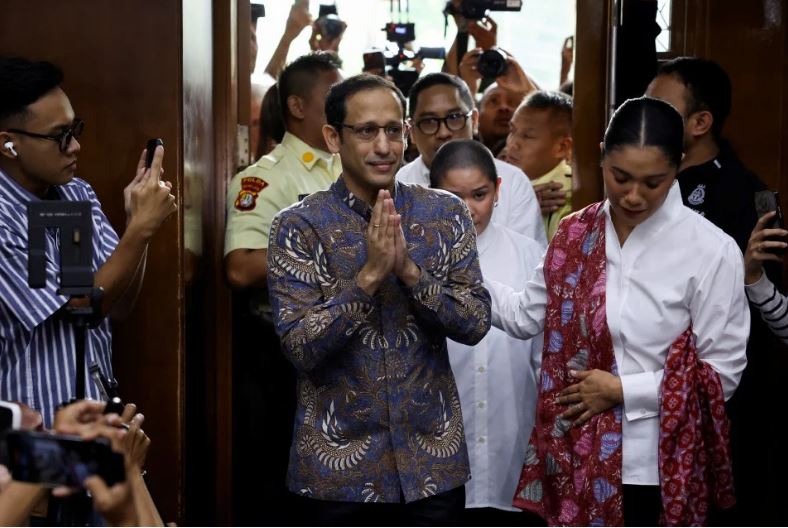 Bekas menteri pendidikan Indonesia dipenjara 10 tahun kes rasuah Chromebook
